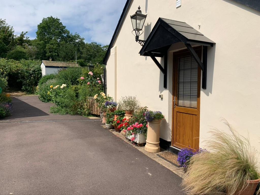 Newton Farmhouse Whiteparish Exterior foto